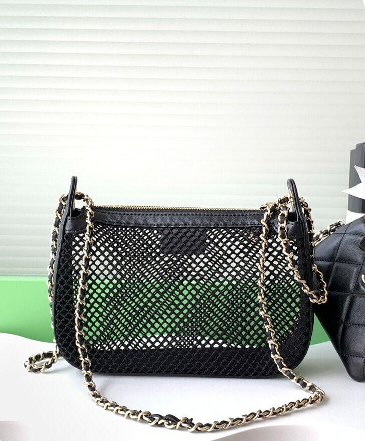 Chanel Clutch With Chain AP4572 Black